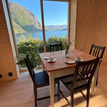 Spectacular Fjord Getaway - The Forge Lejlighed *