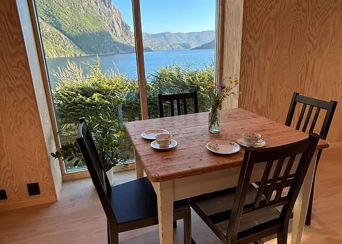 Spectacular Fjord Getaway - The Forge Leilighet *
